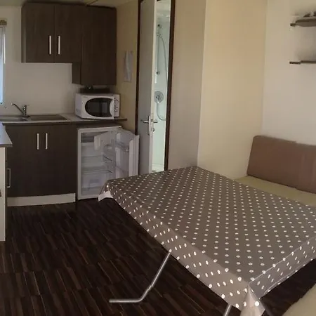 Camping De La Maye Camping