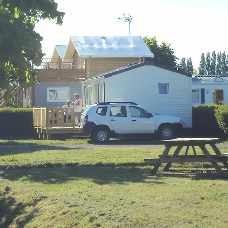 Camping Camping De La Maye 2*
