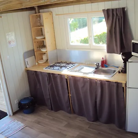 Camping Camping De La Maye 2*